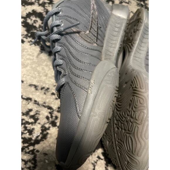 Nike LeBron 21 Resilient Sneakers Men's Size 9.5 - Picture 5 of 7